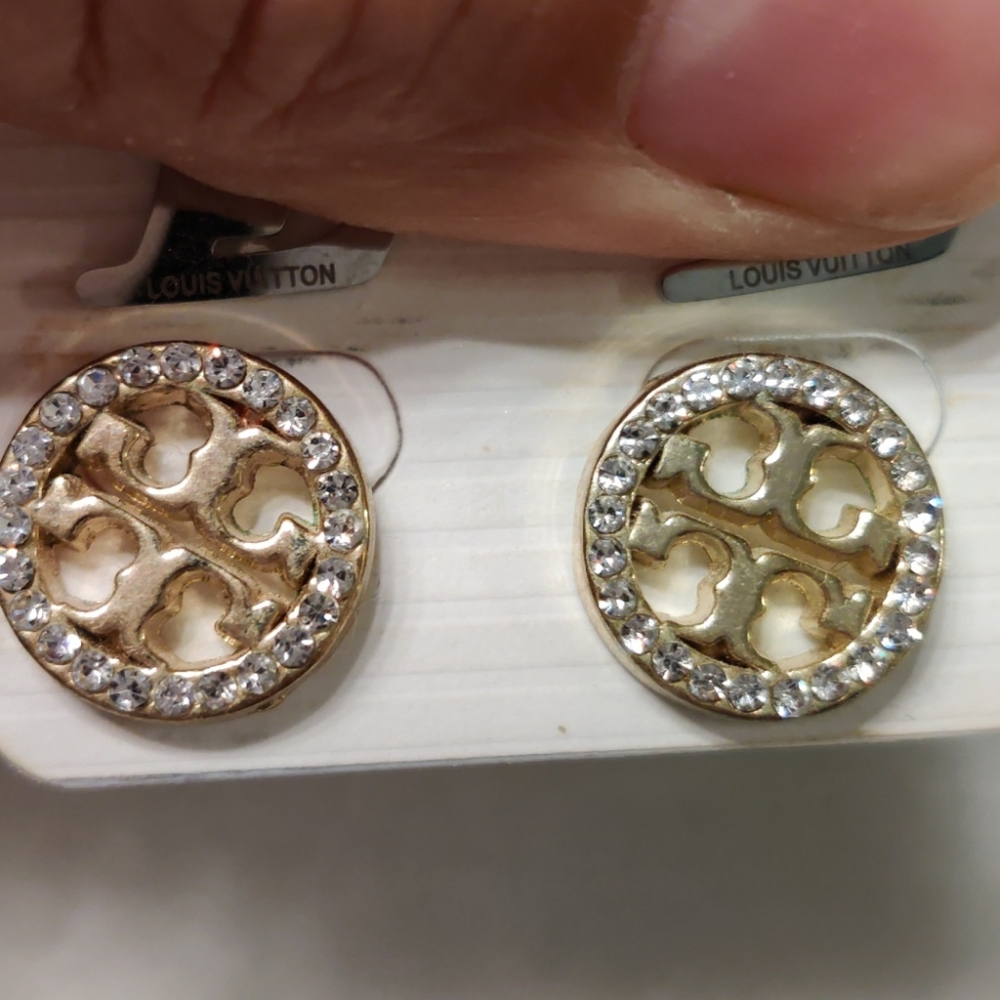 Almost Tori earrings with Tori bag